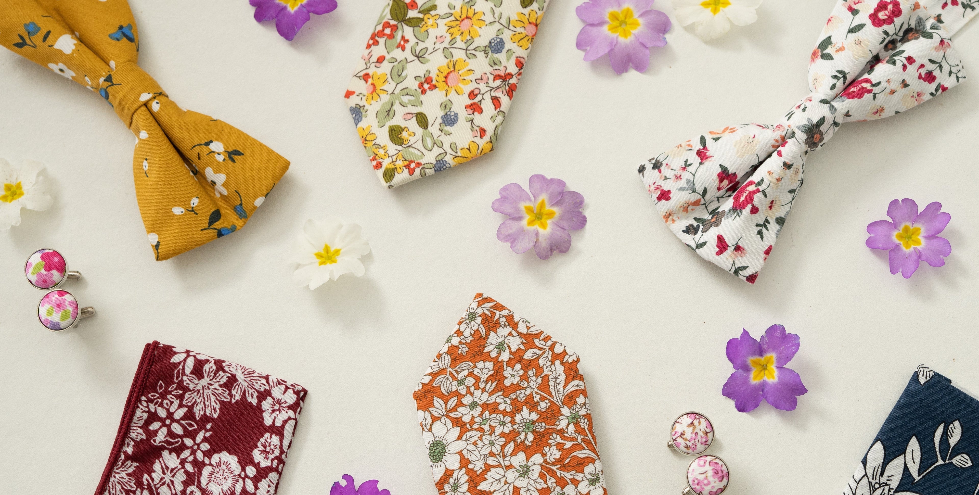 Les Noeuds Papillon Liberty : Un Style Printanier pour vos Cérémonies Billede
