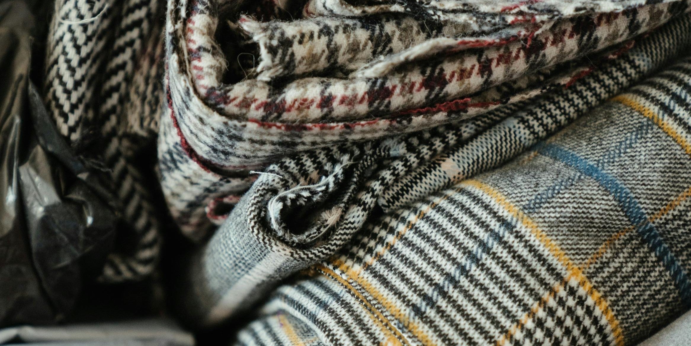 Les Motifs Tartan : Comment Porter ce Classique des Accessoires de Costume Billede