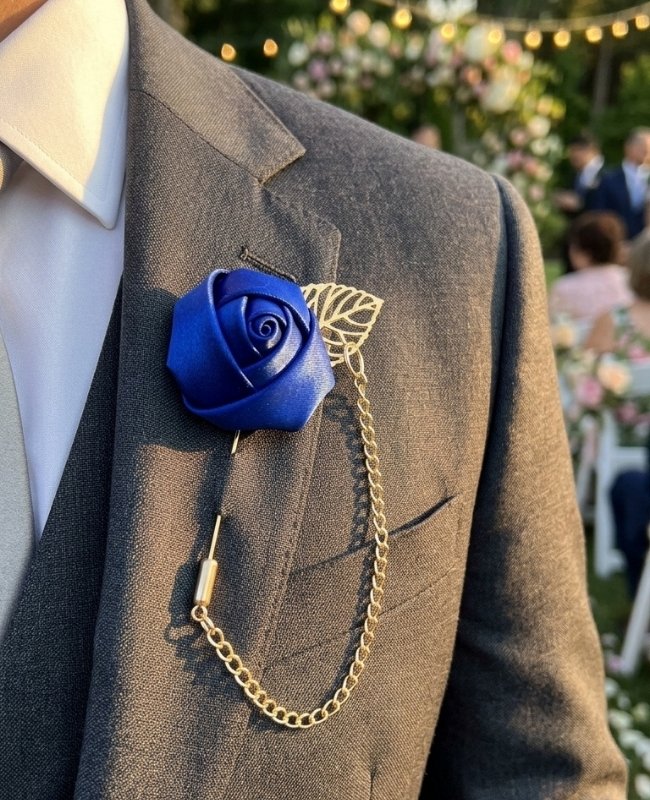 Knaphulsblomst Blå Herre »Alfred«
